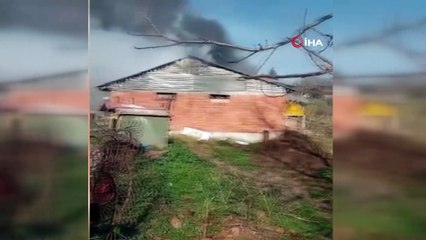 Park halinde alev alan traktör çiftlik evini küle döndürdü