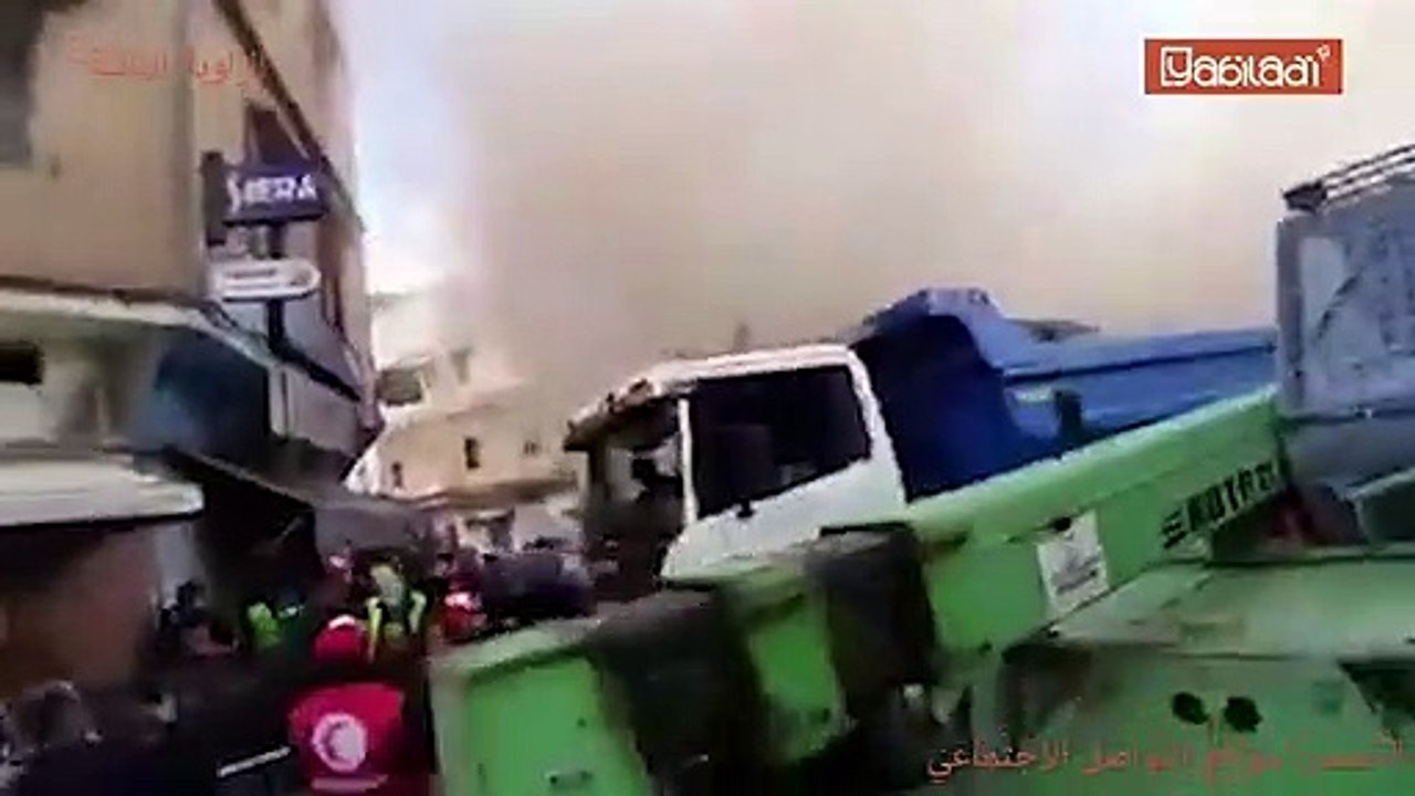 لحظة انهيار منزل بالدار البيضاء جراء التساقطات المطرية الغزيرة