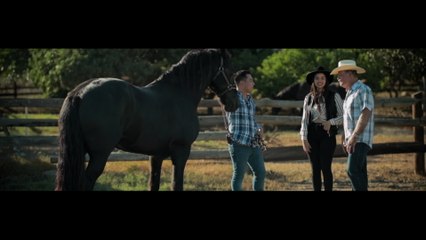 La Arrolladora Banda El Limón De René Camacho - ¡Cómo Me Gustas!