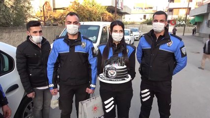 Polisin doğum günü sürprizi çocuğu şaşkına çevirdi