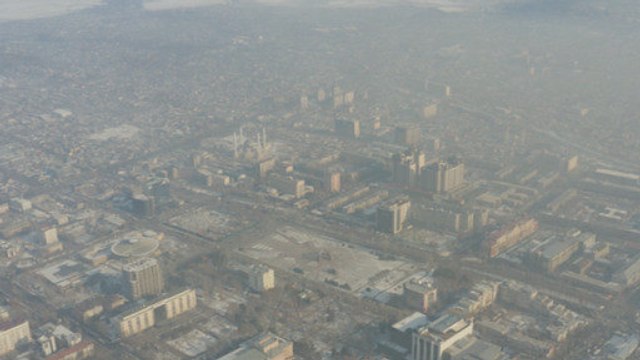 Kyrgyz capital, Bishkek, suffers record winter smog