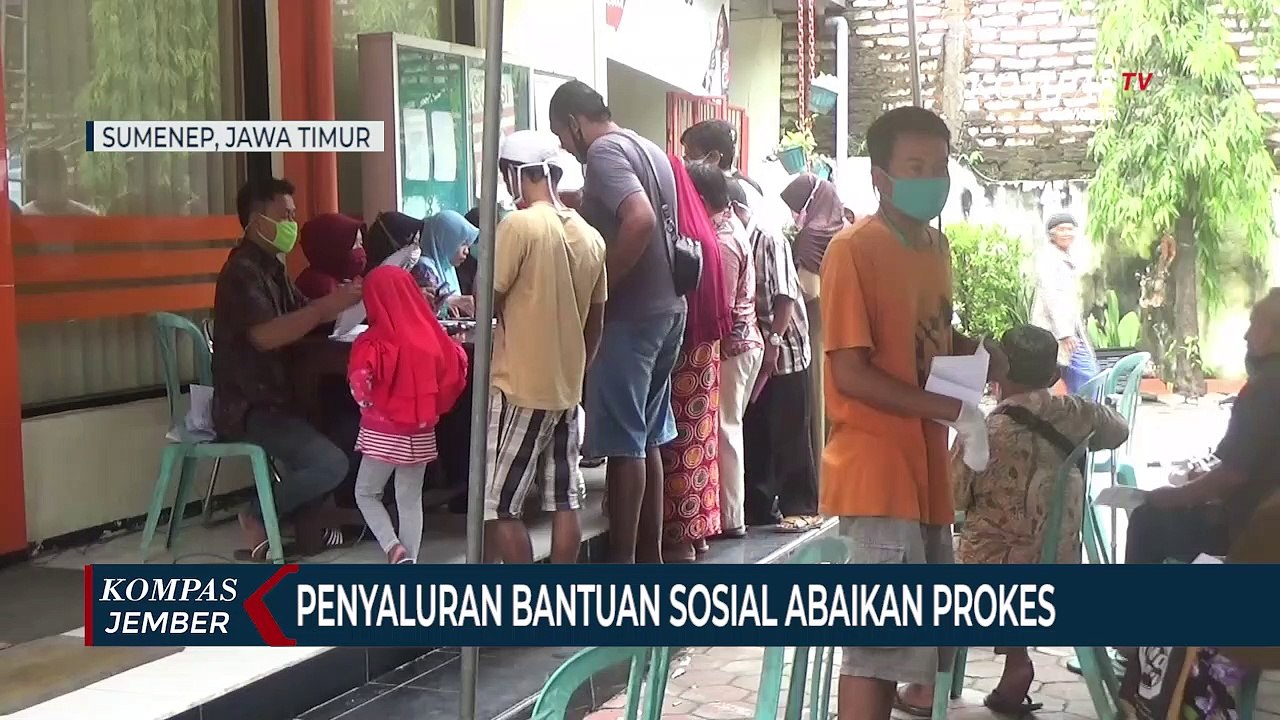 Penyaluran Bantuan Sosial Tunai Mengabaikan Protokol Kesehatan