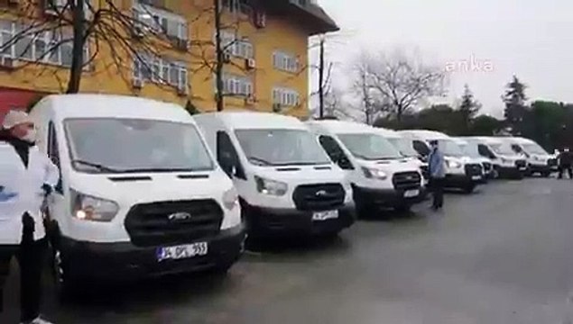 Yeni Halk Ekmek büfeleri AKP ve MHP'den geçmemişti; İBB 40 noktada mobil büfelerle sabit satış yapmaya başladı