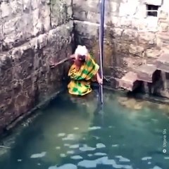This Grandma's Swimming Skill Is Going Viral On Internet