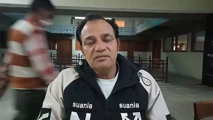 एक मिनट में 82 कोल्ड ड्रिंक के कैन तोड़ बनाया रेकर्ड