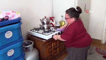 Cüce Çiftin Tek Derdi Var: Mutfak Tezgahlarının Boylarına Göre Olmaması