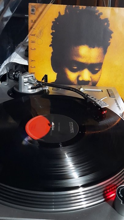 TRACY CHAPMAN