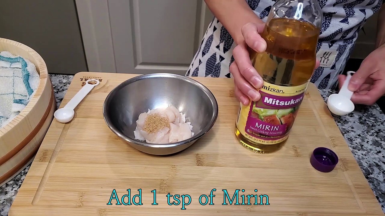 Making Baked Scallop Rolls