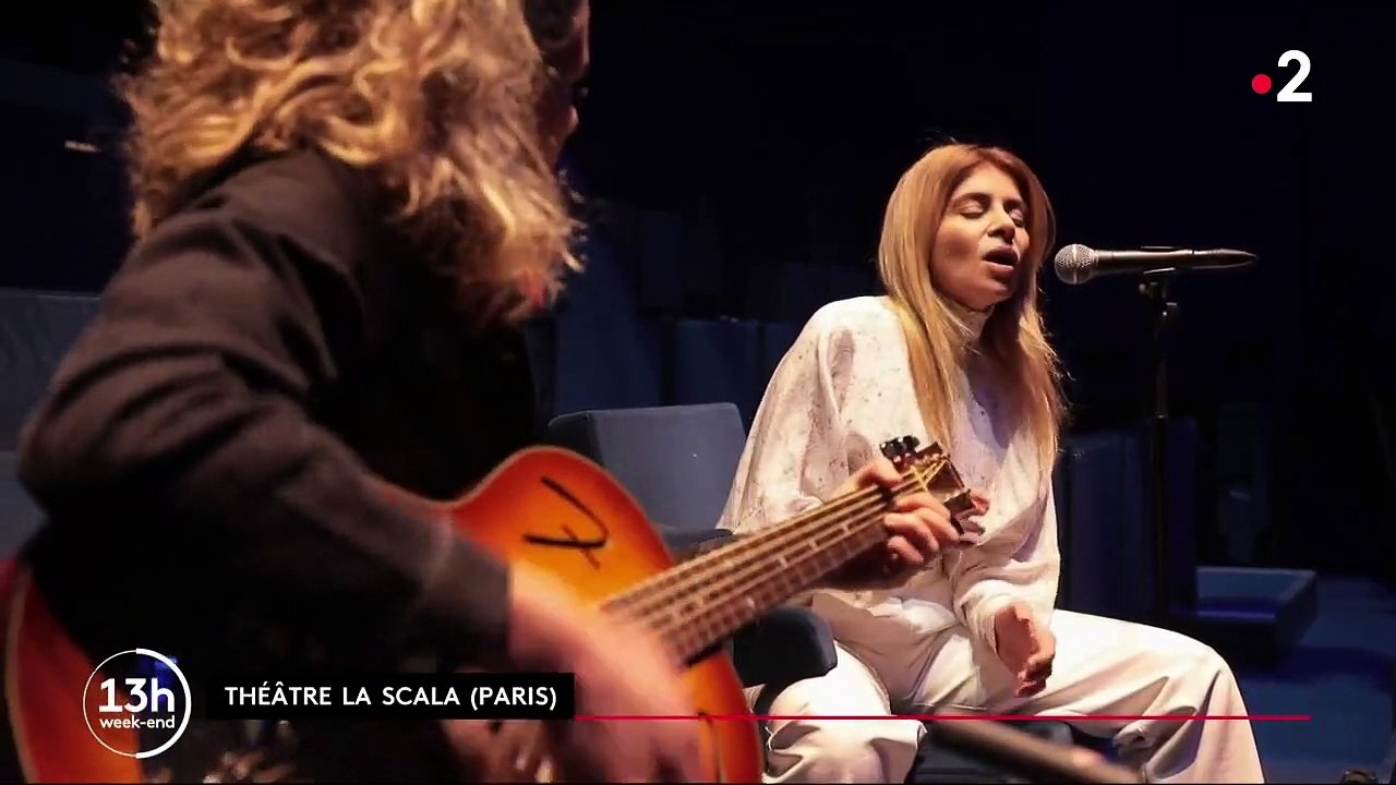 Julie Zenatti donne un concert virtuel pour la sortie de "Refaire danser les fleurs", son 8e album