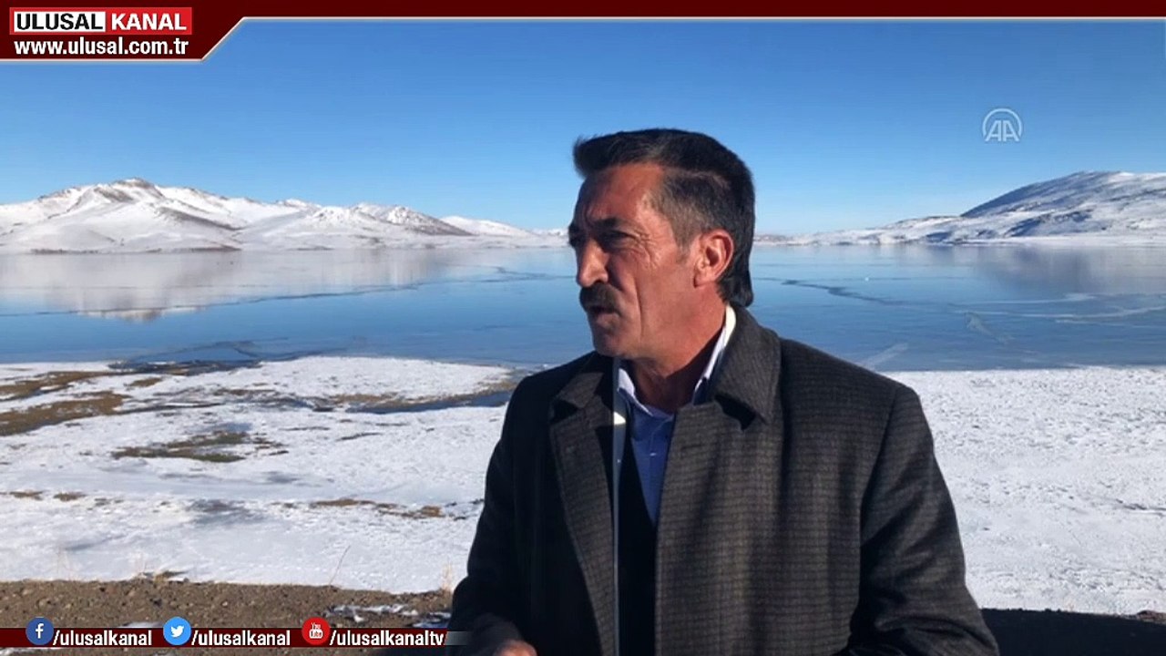 Iğdır'da Balık Gölü buz tuttu