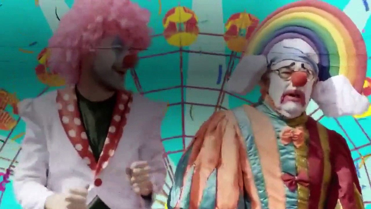 Jack Whitehall Travels With My Father S 02 E 05