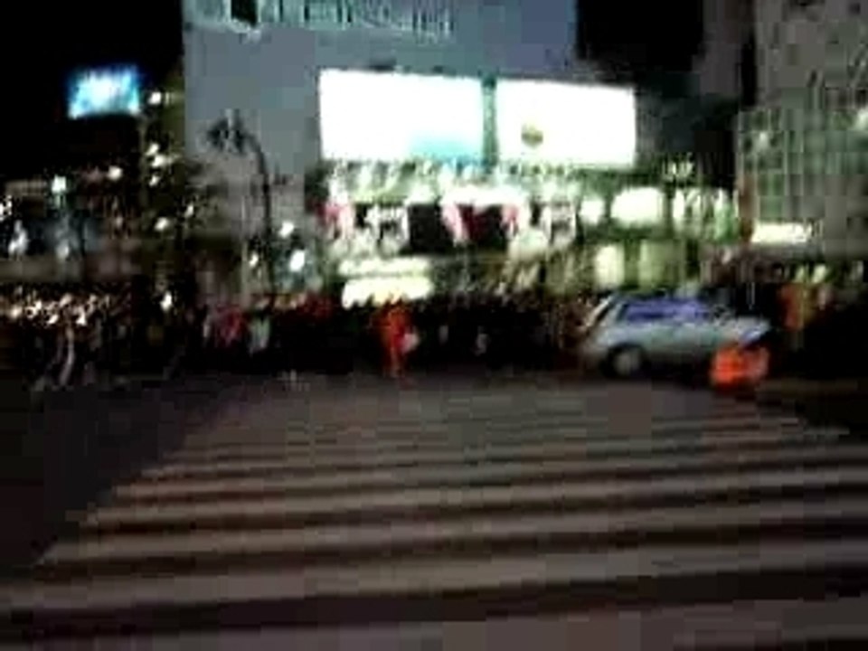 Traversée d'une rue de shibuya 2