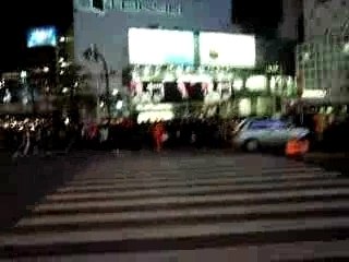 Traversée d'une rue de shibuya 2