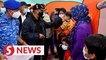PM visits flood victims in Pahang