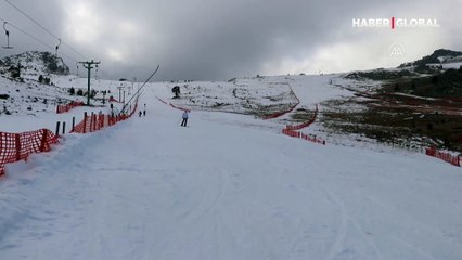 Kartalkaya sezonu yapay karla açtı