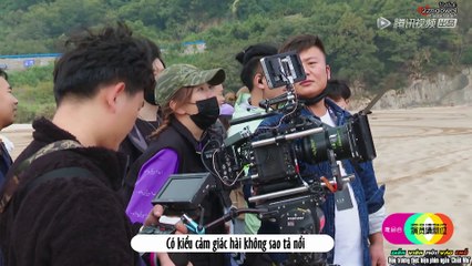 #DiễnViênMờiVàoChỗ2 [Đặc sắc hậu trường "Chiết Nhĩ"] Cảnh quay tại bãi biển, Hạ Khai Lang Lạt Mục Dương Tử trêu đùa bên bờ biển khiến Triệu Vy phì cười [2zhaoweiVietSub]