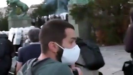 Sırbistan'da koronavirüs protestosu