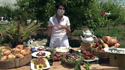 Bu sofradaki her şey bayat ekmekle hazırladı