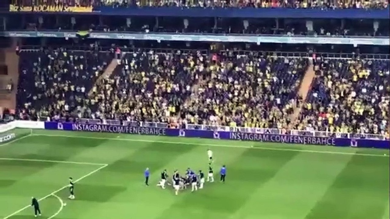 Caner Erkin'e 1 saatte 5 telefon! Tercihini yaptı