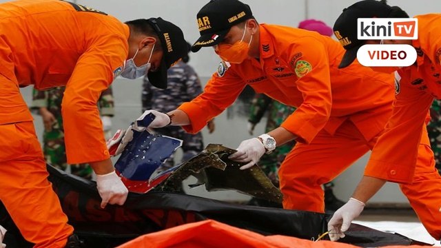 Kotak hitam pesawat Sriwijaya Air Indonesia berjaya dikesan