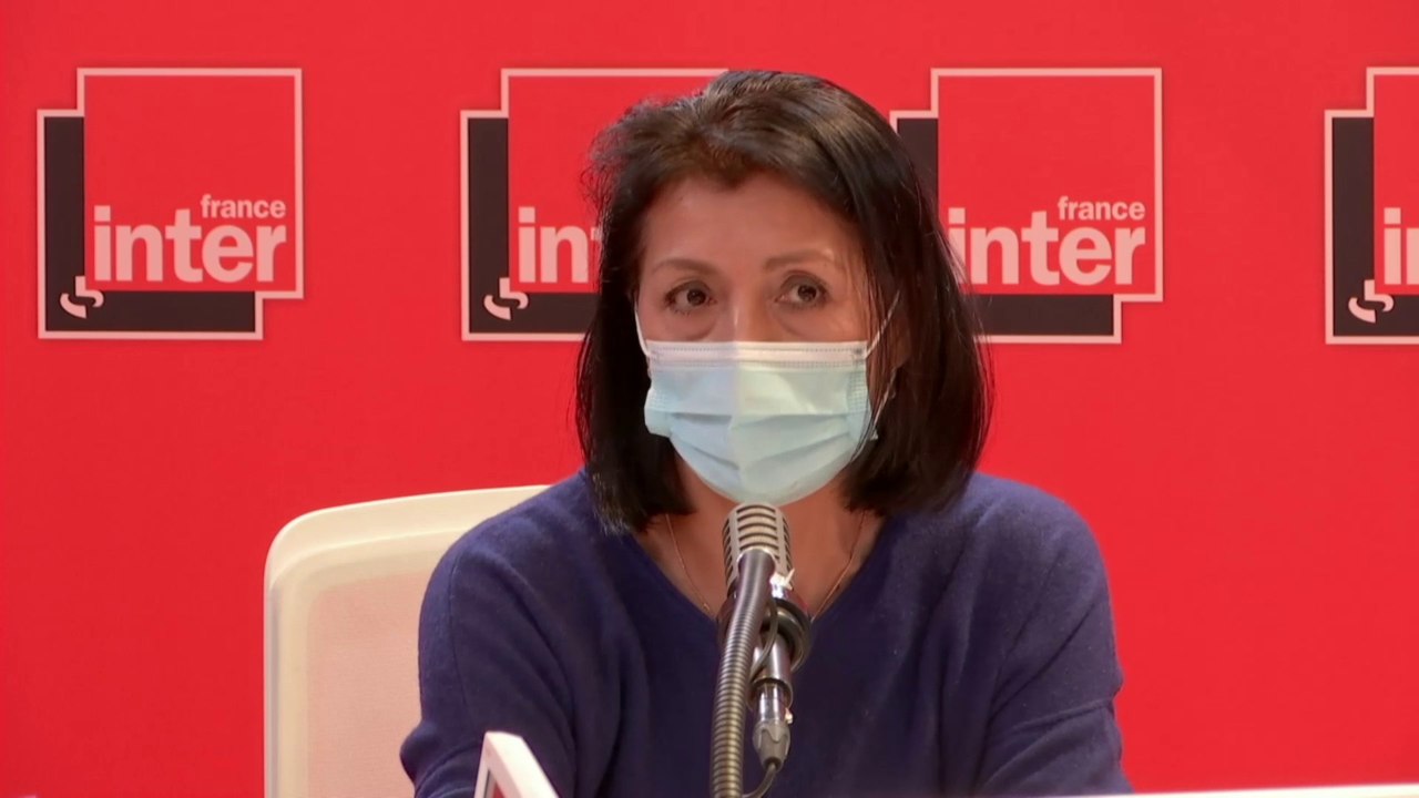 Gulbahar Haitiwaji, d'origine ouighour, rescapée d'un camp : "Deux fois par an, on reçoit des piqûres. On nous dit que ce sont des vaccins contre la grippe. J'avais des doutes. Rentrée en France, j'ai entendu parler de la stérilisation dans les camps."