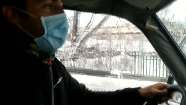 Propietarios de 4x4 siguen ayudando a los madrileños en sus desplazamientos inevitables