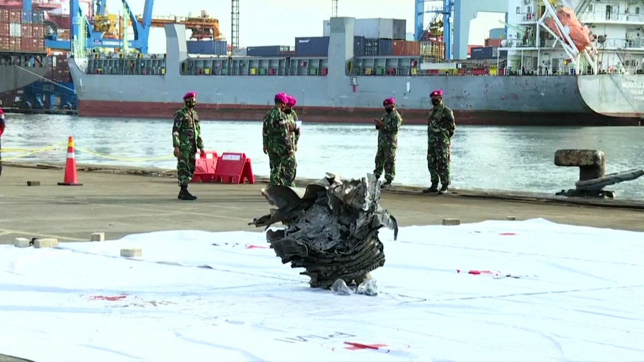 Signale geortet - Suche nach Blackbox der Unglücksmaschine