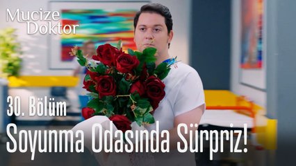Güneş'ten soyunma odasında sürpriz! - Mucize Doktor 30. Bölüm