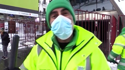 Гонка со временем: врачи и добровольцы борются с непогодой в Испании