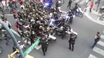 Het leger dat burgers in bescherming neemt tegen de politie!❤️