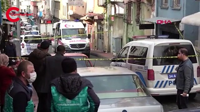 Beyoğlu'nda battaniyeye sarılı kadın cesedi bulundu