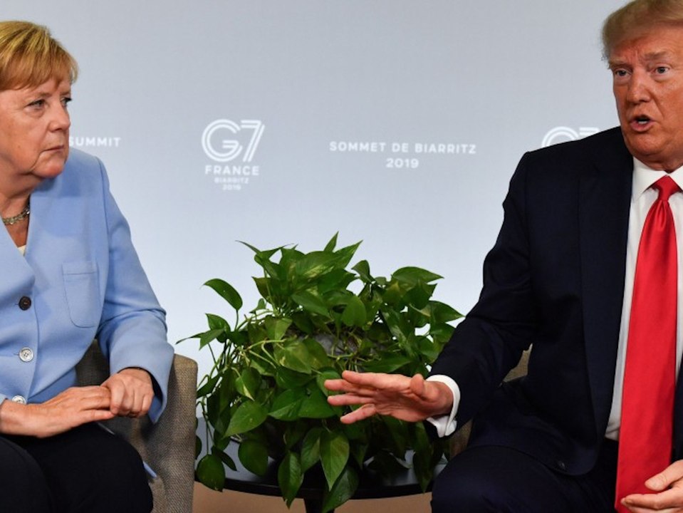 Angela Merkel sieht Trumps Twitter-Sperre als 'problematisch' an