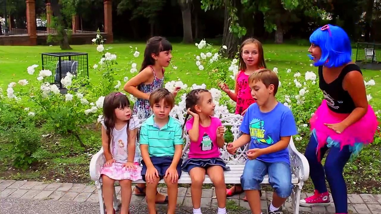 Friends (Amigos) - Cantando Aprendo a Hablar