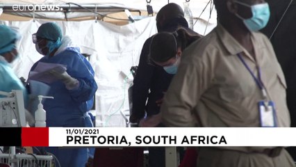 ضاق المستشفى بضحايا الوباء القاتل.. خيام في جنوب إفريقيا لاستقبال المشتبه بإصابتهم بكوفيد19