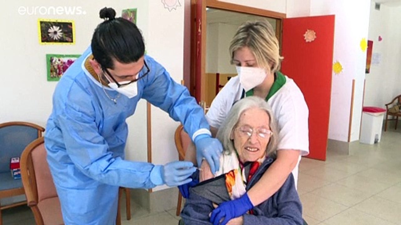 Άνοιξε η πλατφόρμα για τον εμβολιασμό – 26 εκατ...