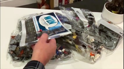 Lego Star Wars Unboxing and Building AT-AT