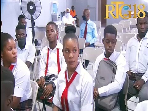 Responsab C3 òganize yon konferans deba sou tèm Penser l'université