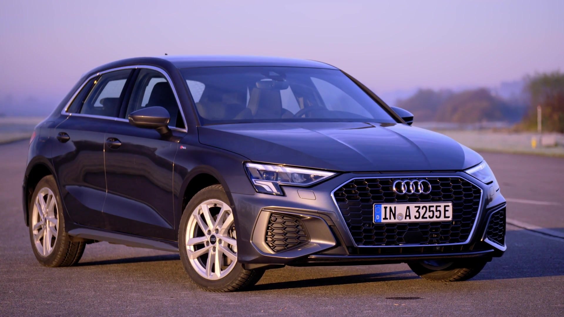 Compact hybrid with 245 PS system output: The Audi A3 Sportback 45 TFSI e