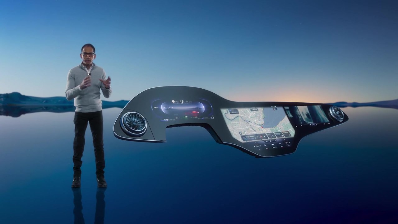 Mercedes-Benz presents the MBUX Hyperscreen at CES