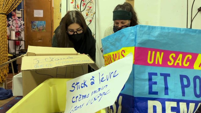 Première collecte stéphanoise de l'association Féminité Femmes Sans Abris