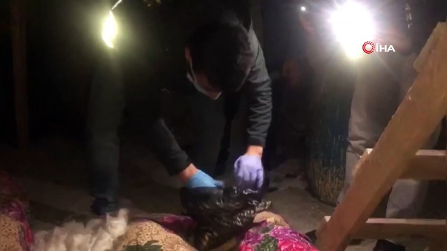 - İstanbul’da 55 kilogram uyuşturucuyla yakalanan zehir tacirleri tutuklandı- Bağcılar’da polis ekipleri tarafından yakalanan 2 üst torbacı tutuklandı