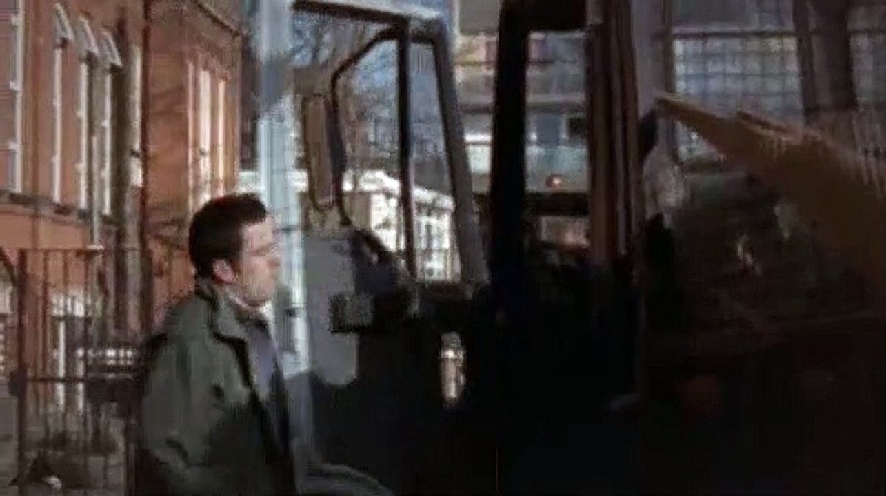 Waking The Dead S01E02 Blind Beggar Pt1