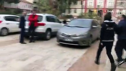 Uyuşturucu satıcısının yakınları gazetecilere saldırdı