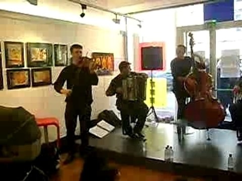 LES POMMES DE MA DOUCHE : SHOWCASE A BLOIS