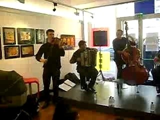 LES POMMES DE MA DOUCHE : SHOWCASE A BLOIS