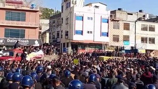 Protesting teachers in PoK baton charged by police