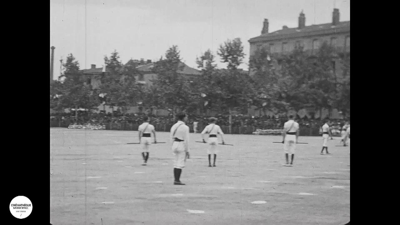 XXVIIe fête fédérale de gymnastique de la région du sud-est et de la Loire organisée par les Sociétés locales et la Municipalité - Saint Etienne août 1927