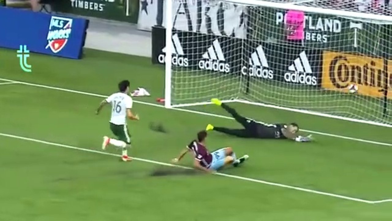 20 IMPOSSIBLE MOMENTS IN FOOTBALL HISTORY
