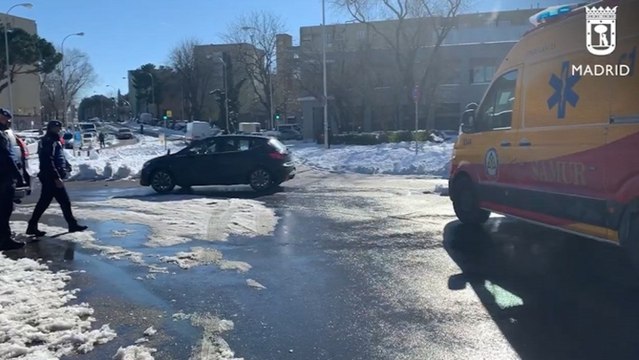 Samur atiende más de 400 caídas en la calle en Madrid