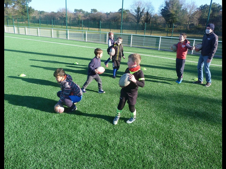 Baby Rugby/M6/M8 - Diaporama récompenses concours dessin + galette des rois